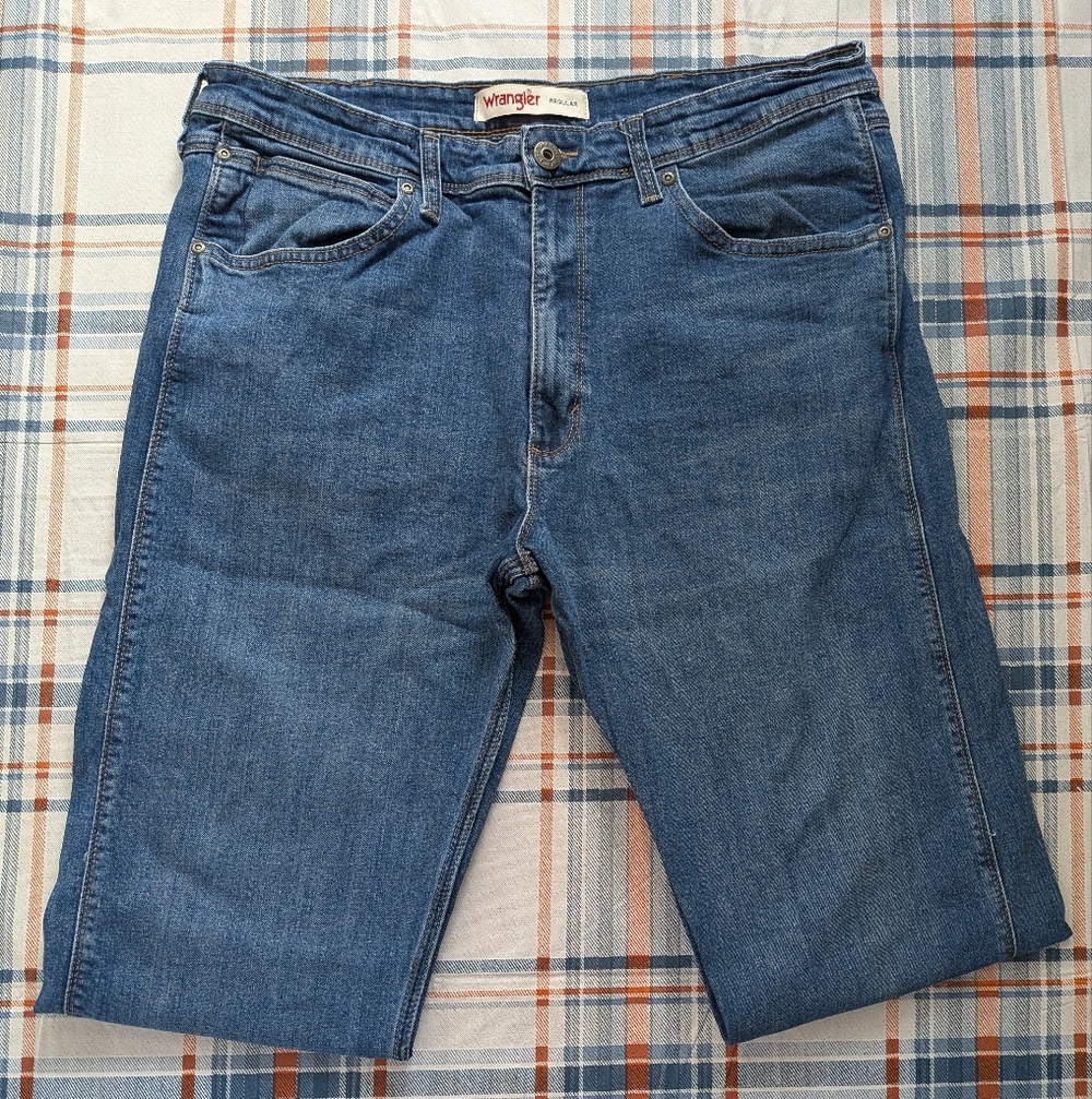 Wrangler Men's Relaxed Fit Blue Jeans Sz 36 x 30 Regular Fit - Picture 8 of 9